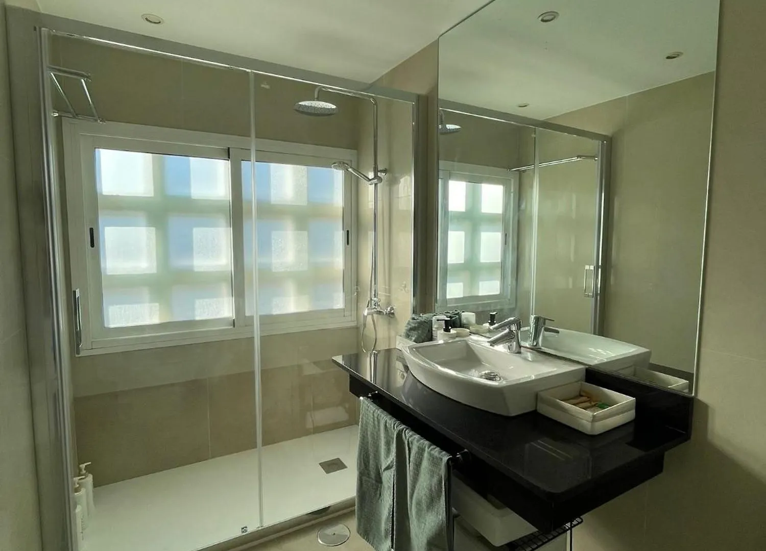 Apartmán Apartamento Superior Alay En Puerto Marina Playa Benalmádena